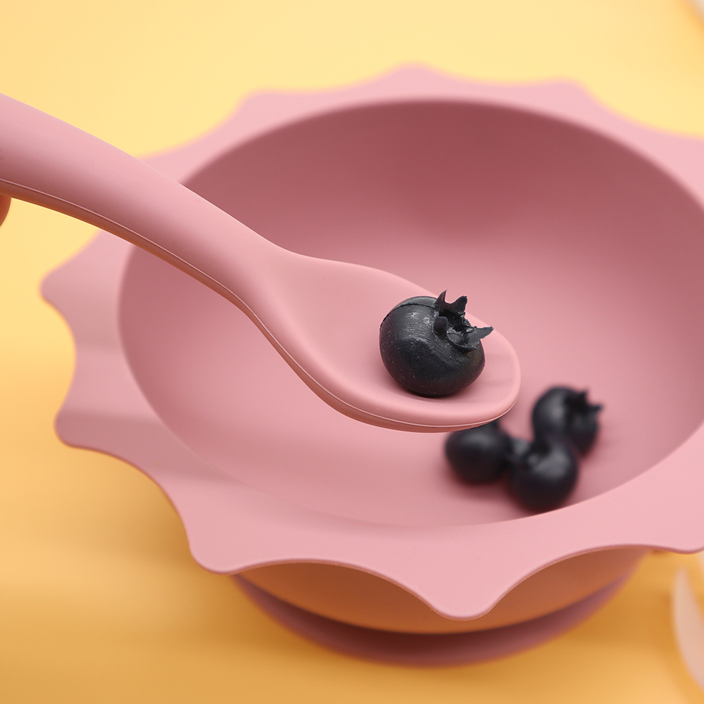https://www.silicone-wholesale.com/silicone-baby-spoon-and-fork-mon-melikey.html