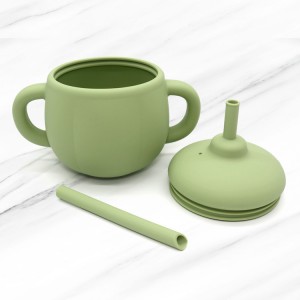 https://www.silicone-wholesale.com/drinking-cup-for-baby- wholesale-l-melikey.html