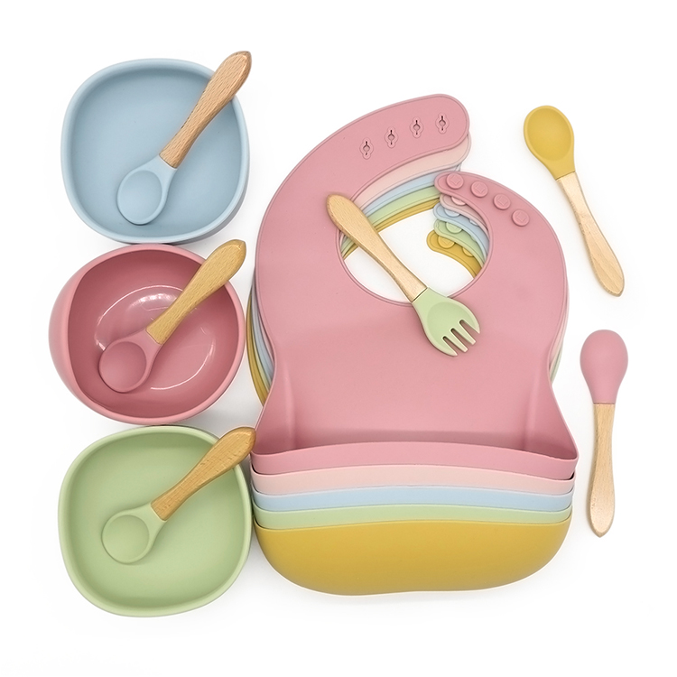 https://www.suricon-holesale.com/siliconon-Baby-bib-and-feeding-bow-Fowl-Dluf-Waterproop-Webelikey.html