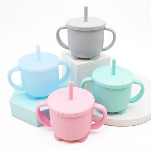 https://www.silicone-wholesale.com/baby-dlinking-sippy-cup-bpa-free-cartoon-design-straw-l-melikey.html