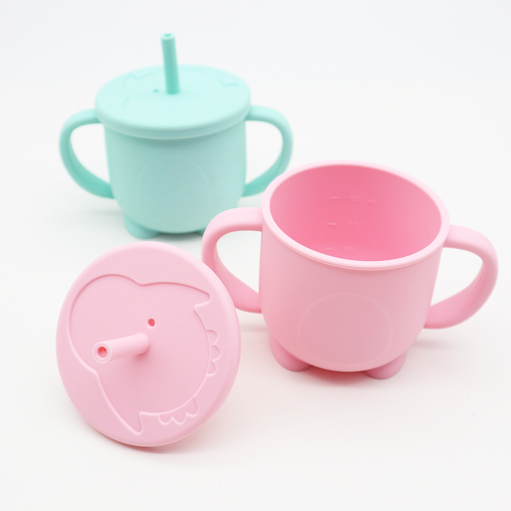 https://www.silicone-wholesale.com/baby-drinking-sippy-cup-bpa-free-cartoon-design-straw-l-melikey.html