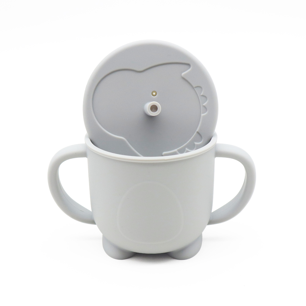 https://www.silicone-wwolesale.com/baby-Drinking-Sippy-Cup-bpa-free-Cartoon-design-Straw-L-melikey.html