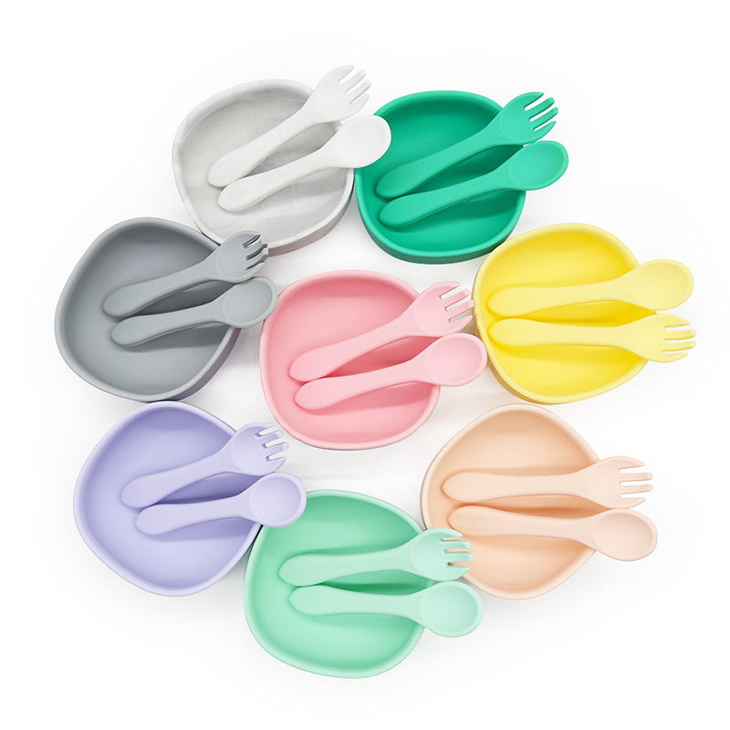 Food grade silicone, easy to clean. soft and safe dinnerware set.