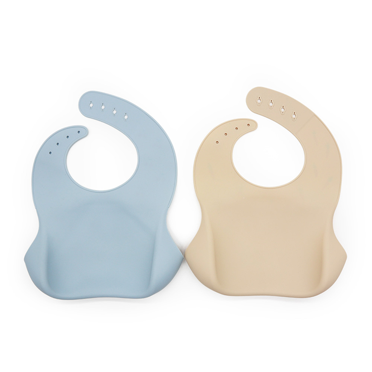 https://www.silicon-wholesale.com/waterproof-silicone-bib-with-pockets-l-melikey.html