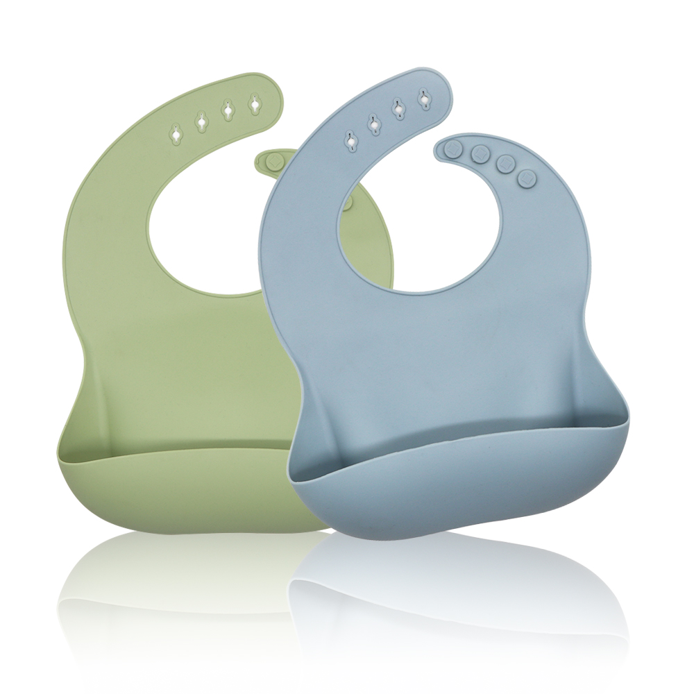 https://www.silicone-wholesale.com/waterproof-silicone-bib-with-pockets-l-melikey.html