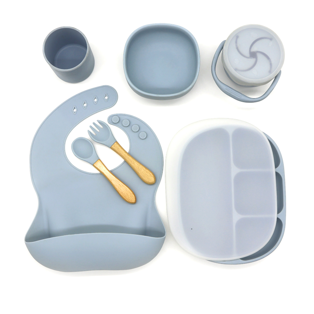 https://www.silicone-wholelale.com/baby-dinnerware-plate-sets-personalized-factory---melikey.html