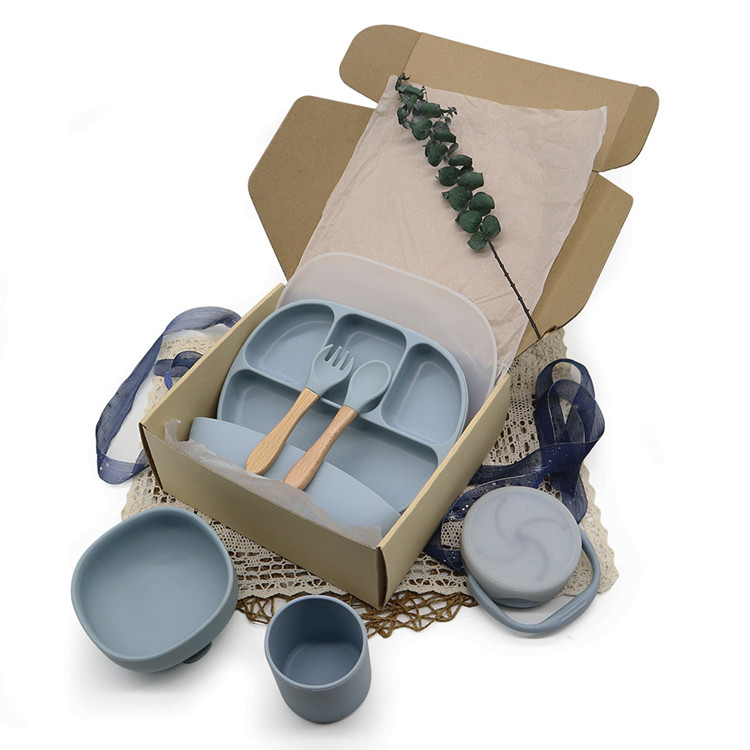 https://www.silicone-wholesale.com/baby-dinnerware-plate-sets-tersonalized-factory-l-melikey.html