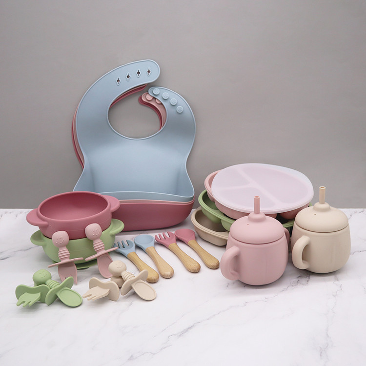 Buy Wholesale China Silicone Baby Feeding Set Customizable Bpa Free 8-piece  Set Baby Food Utensils Set & Silicone Baby Feeding Set at USD 16.88