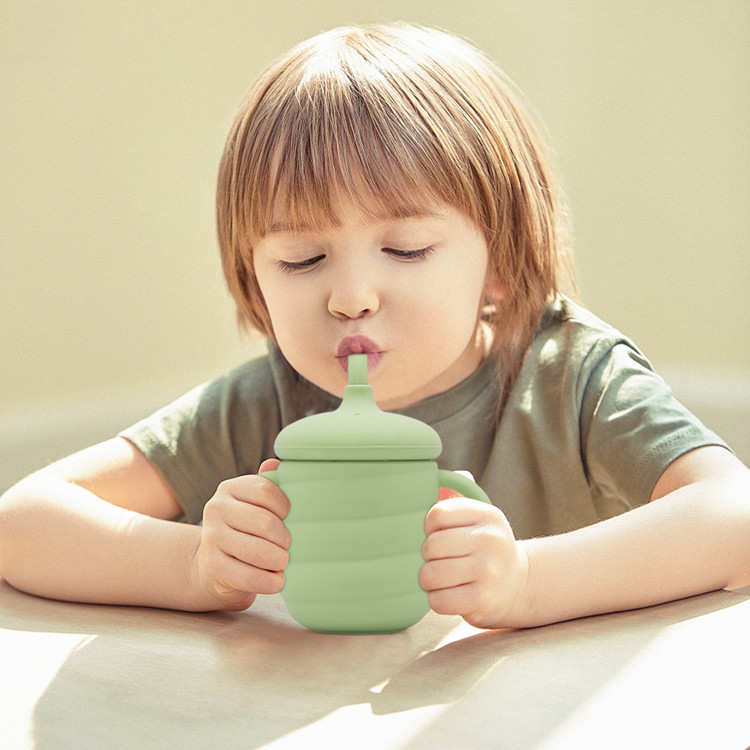 https://www.siliconen-groothandel.com/siliconen-cups-voor-baby's-factory-l-melikey.html