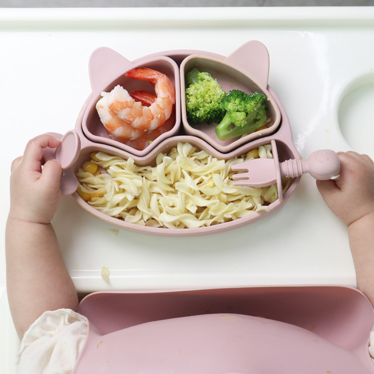 https://www.silicone-wholesale.com/silicicone-kids-plates-supplier-factory-l-melikey.html