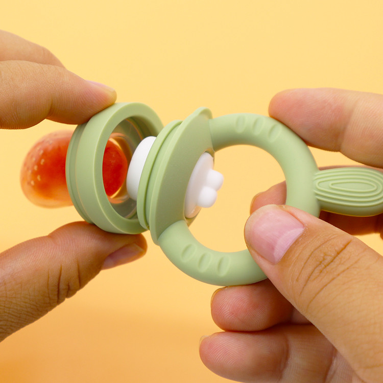 https://www.www.silicone-wholesale.com/baby-fruit-pifififer.html
